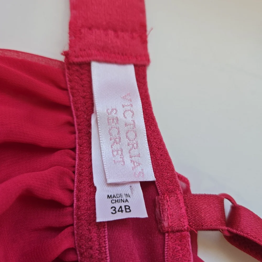 Vintage Victoria’s Secret Bow Front Red Babydoll Top Size 34B Camisole Feminine‎